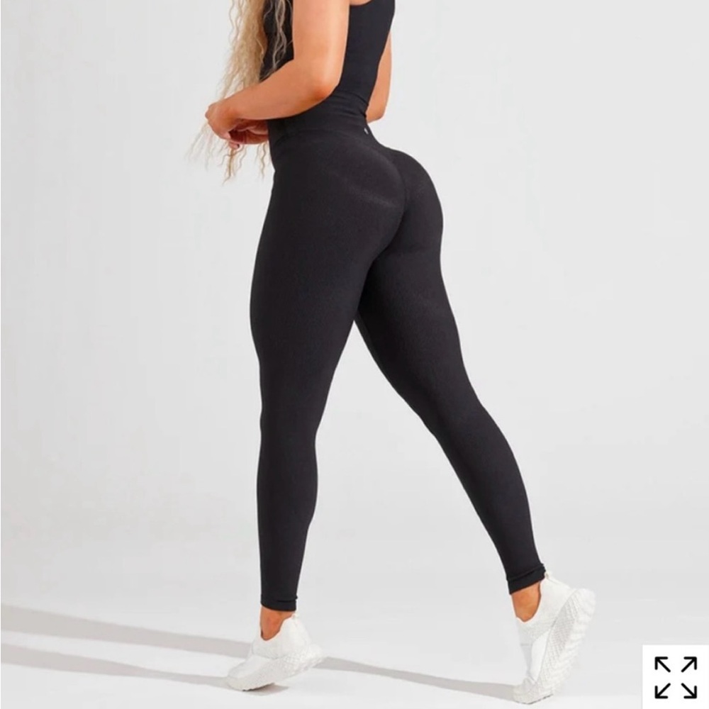 Buffbunny Material Girl Ribbed Leggings